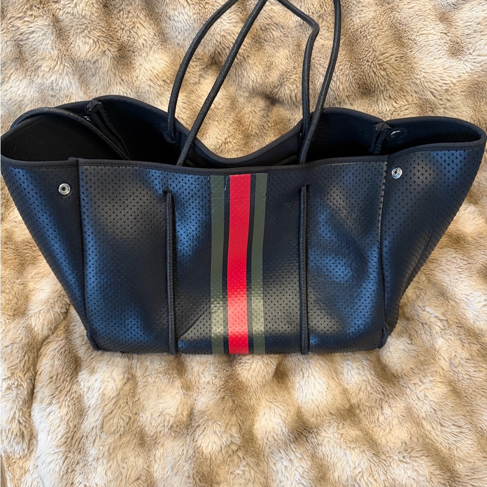 Haute Shore Greyson Neoprene Tote in the Bello style.